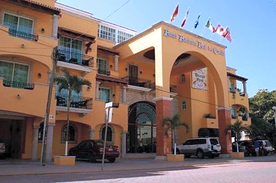 Hacienda Real del Caribe Hotel