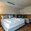 Laurena Aparthotel near Brixen