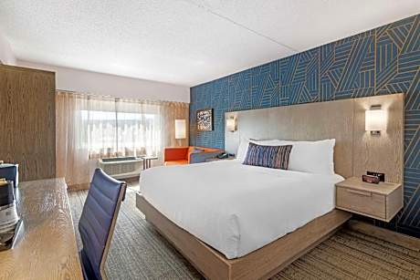 King Room with Sofa Bed