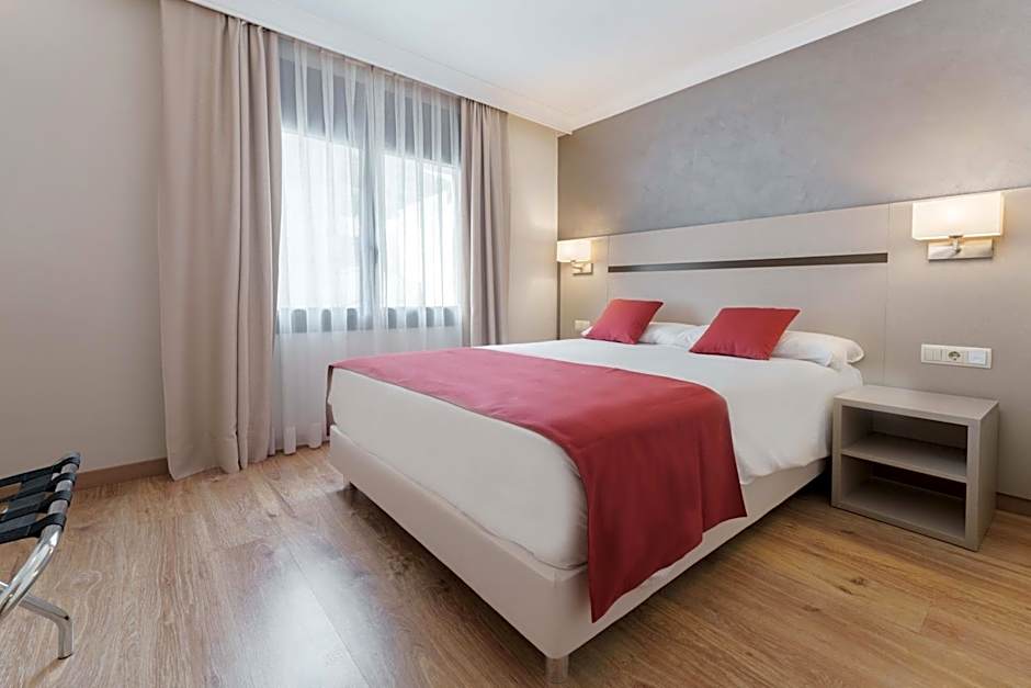 Hotel & Aparthotel Cosmos