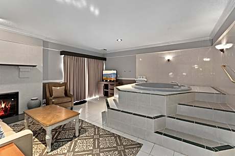 Suite with Spa Bath