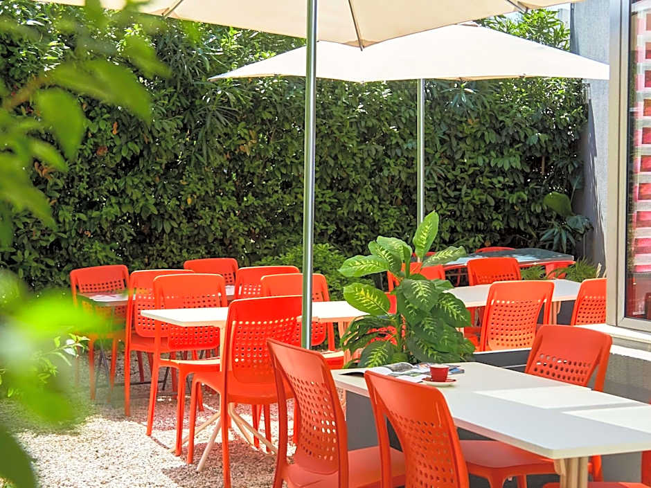 ibis Toulon La-Seyne