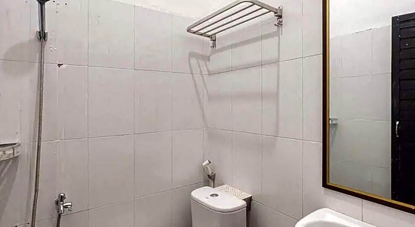 RedDoorz near Waterpark Citra Garden Medan