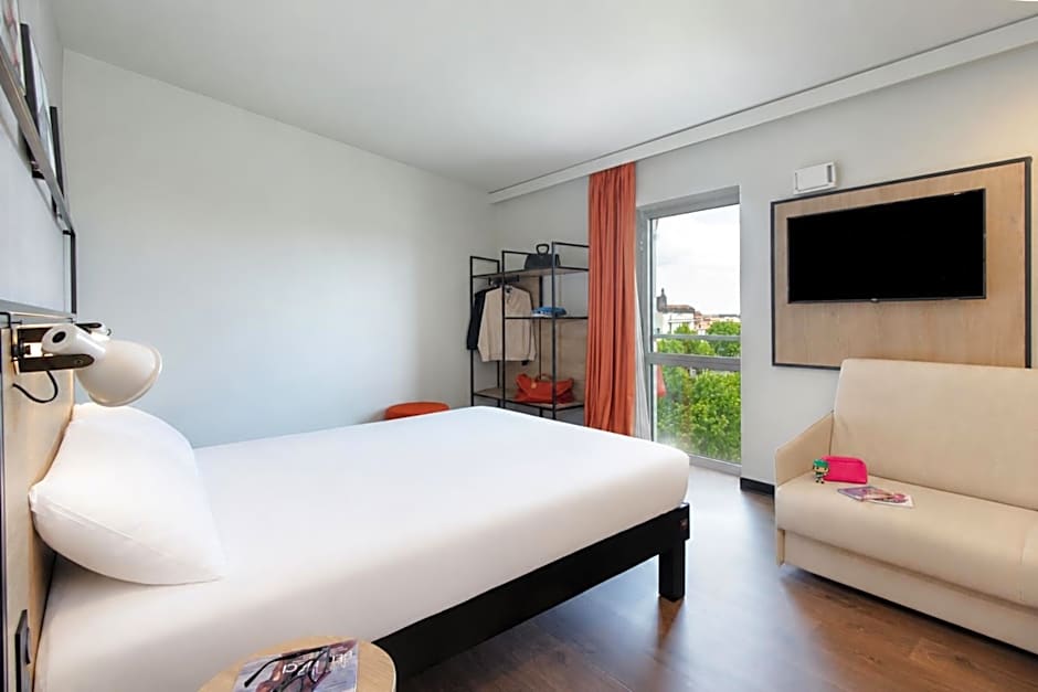 ibis Clermont Ferrand Centre Stade