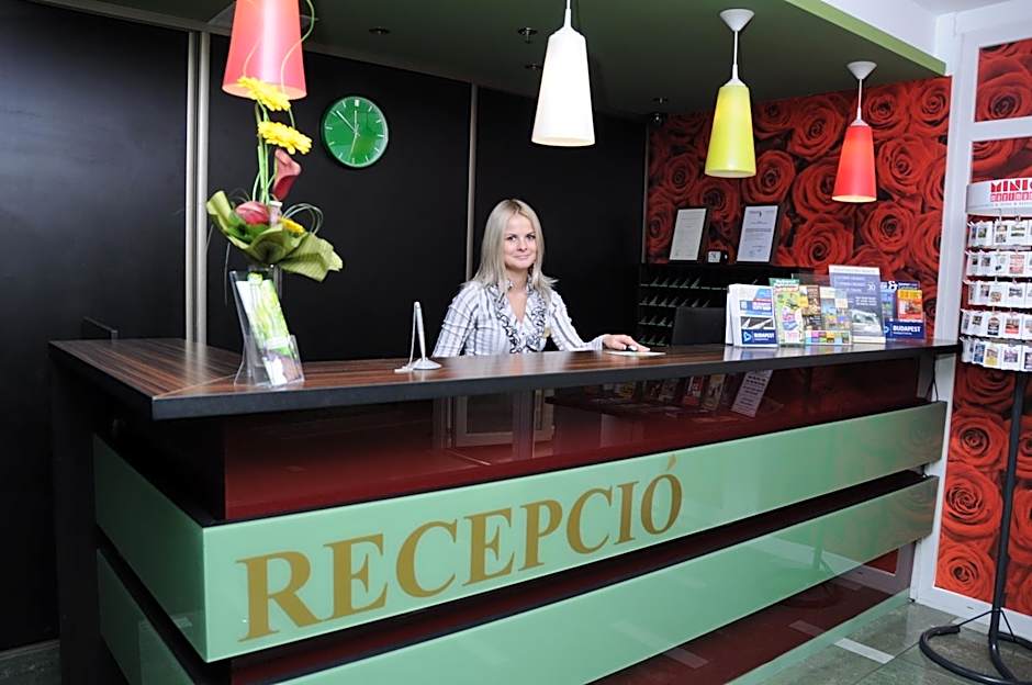 Green Hotel Budapest