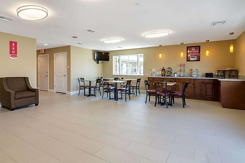 Econo Lodge Inn & Suites North Little Rock