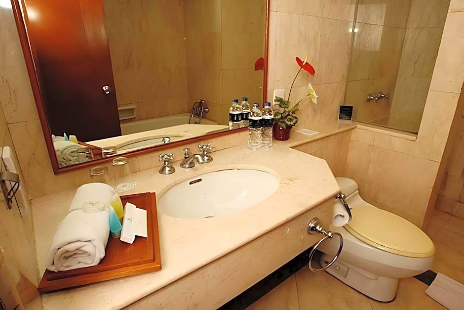 Makassar Golden Hotel