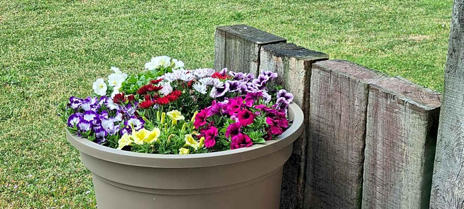 Hotel Westendia and Free Parking Top Breakfast