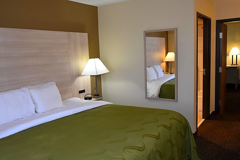 Quality Inn & Suites Brooks Louiville South
