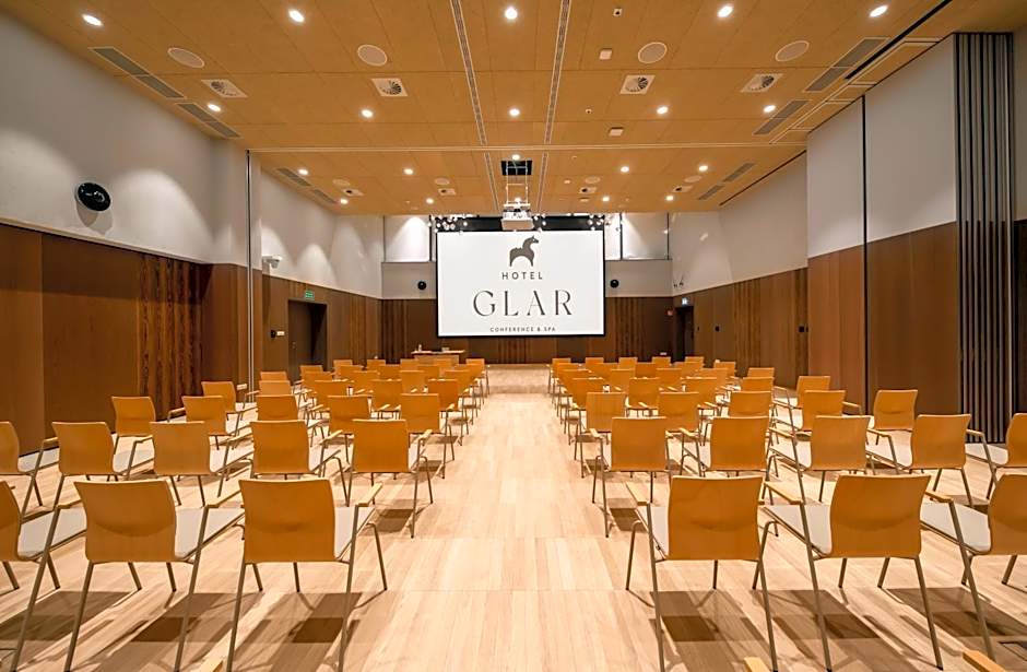 Hotel GLAR Conference & SPA