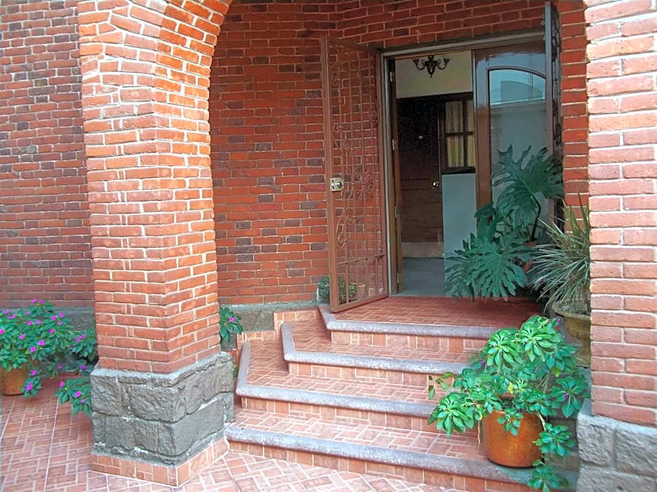 Hostal La Encantada