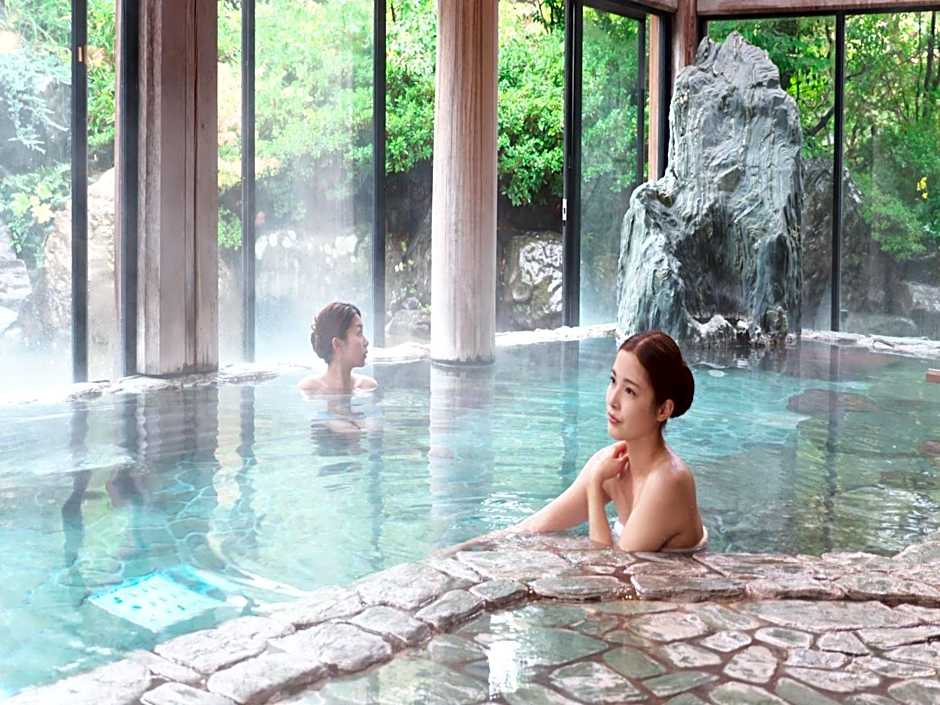 Yuraku Hotel