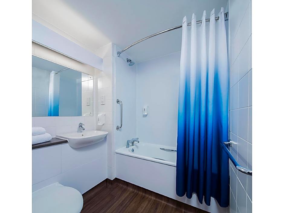 Travelodge Exeter M5