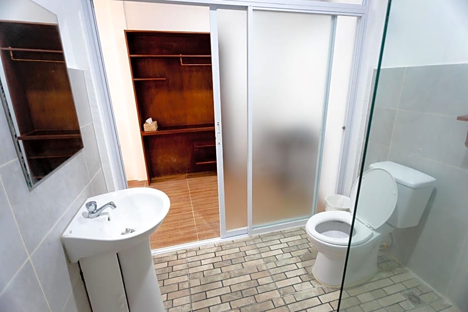 MADISON GARDEN AND RESIDENCES