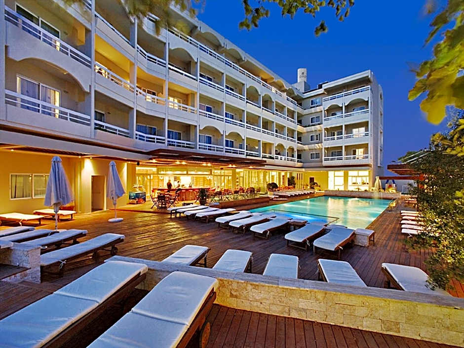 Athineon Hotel