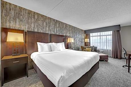 The Academy Hotel Colorado Springs