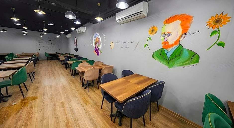 Konur Hotel