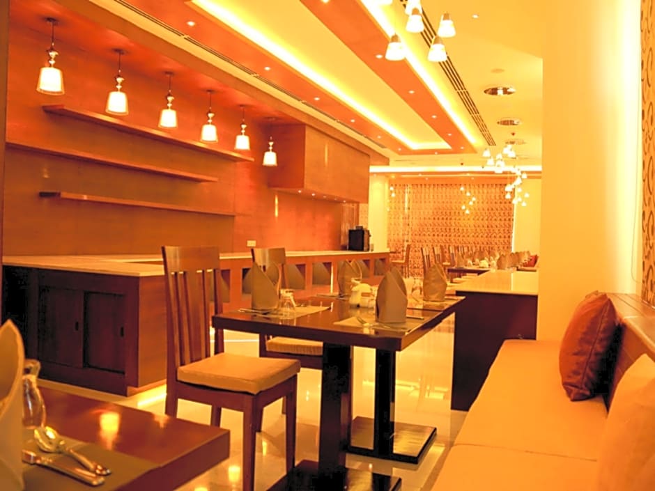 Eastern Palace Hotel