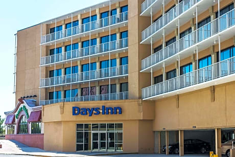 Days Inn by Wyndham Atlantic City Oceanfront-Boardwalk
