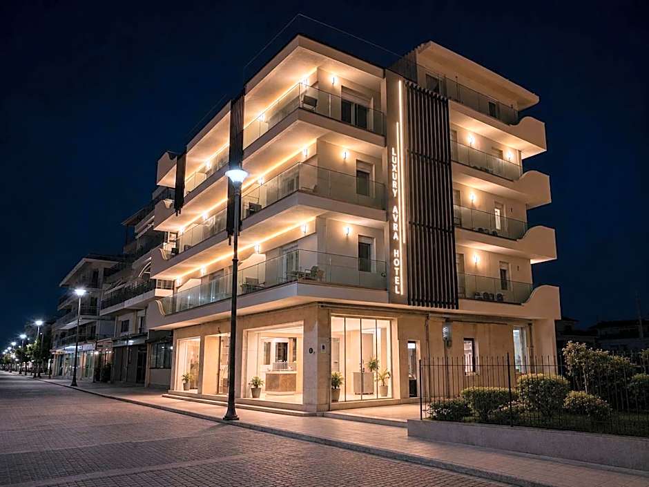 Hotel Avra
