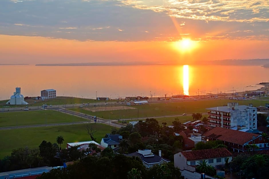 De la Trinidad Hotel
