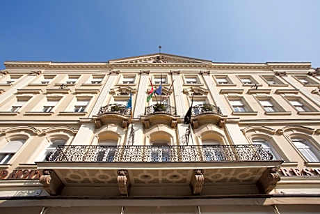 Pannonia Hotel