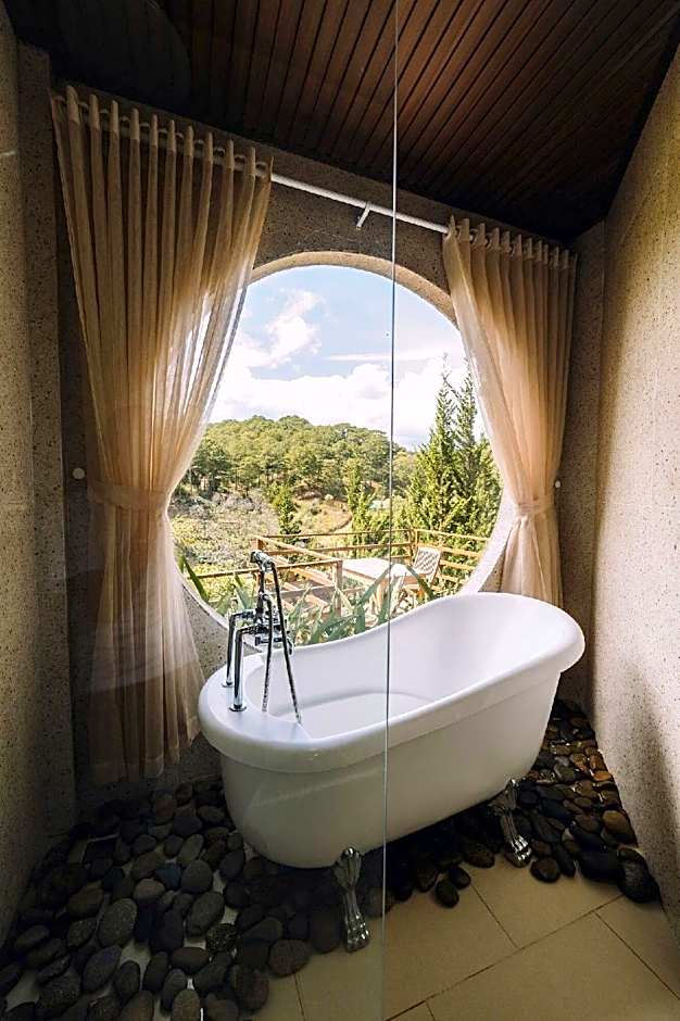 Zen Valley Dalat Resort