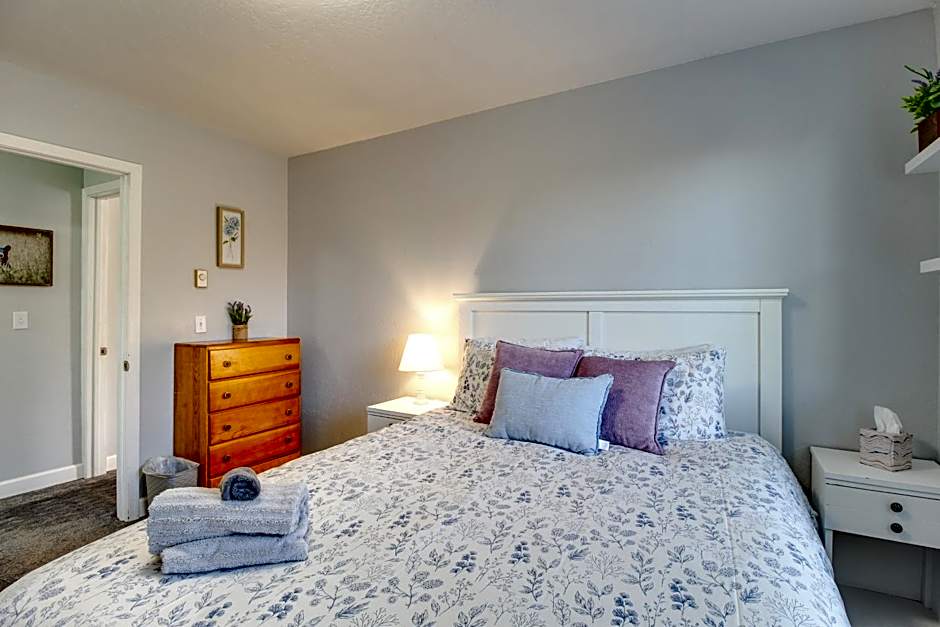 Eagar Vacation Rental Home with Spacious Deck!