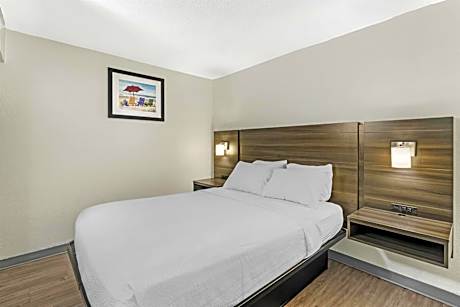 SureStay Studio by Best Western Virginia Beach Oceanfront