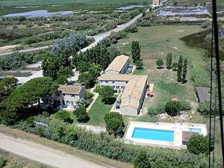 Mas de la Tour Carbonnière