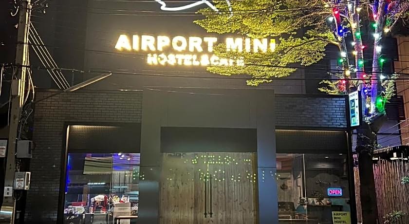 Airport Mini Hostel at Don Muang Airport