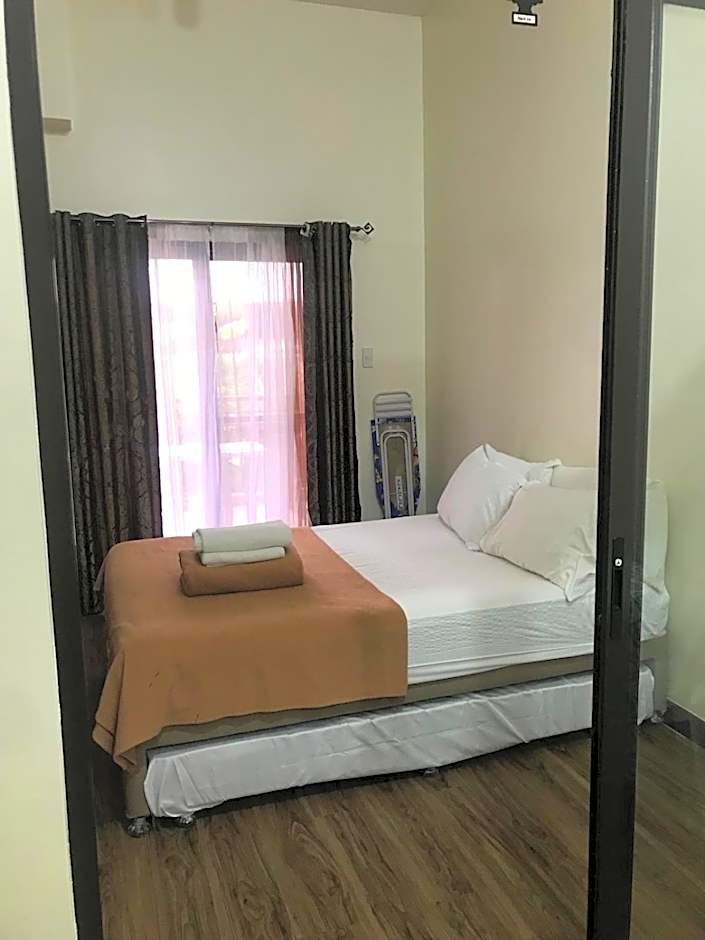 BRISTLE RIDGE CONDOMINIUM