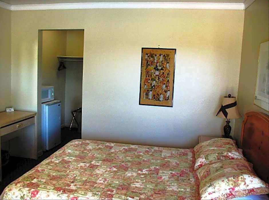 Golden West Motel – Klamath Falls, OR