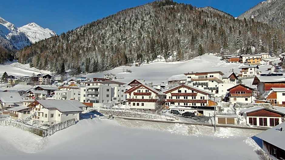 Alpen Gasthof Apartments Hohe Burg