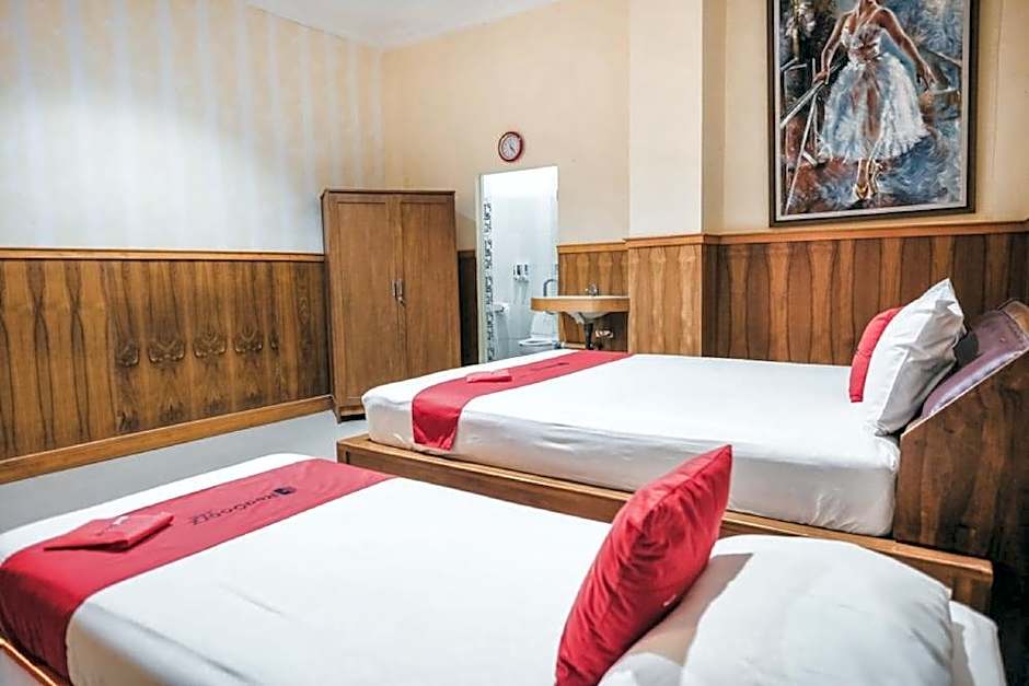 RedDoorz near Kartini Mall Lampung