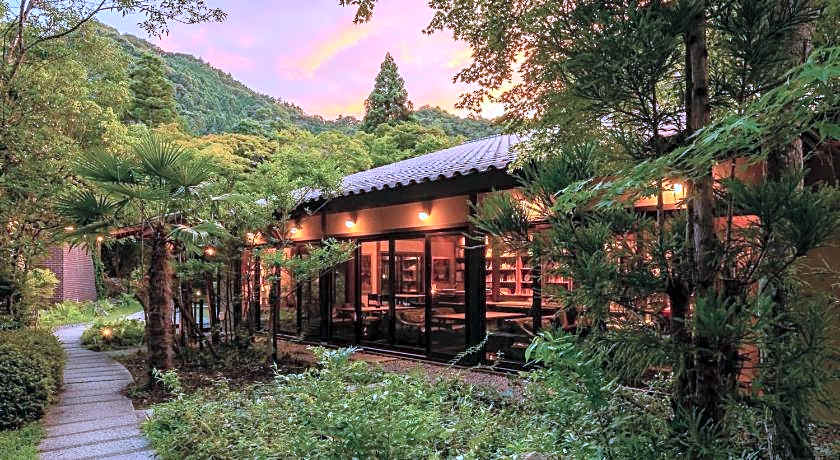 Arimasansoh Goshobessho - Luxury Hot Spring Villa