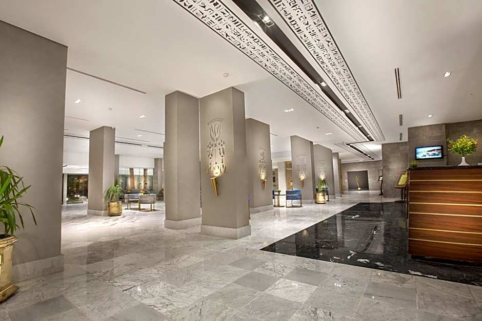 Pyramisa Luxor Hotel and Suites