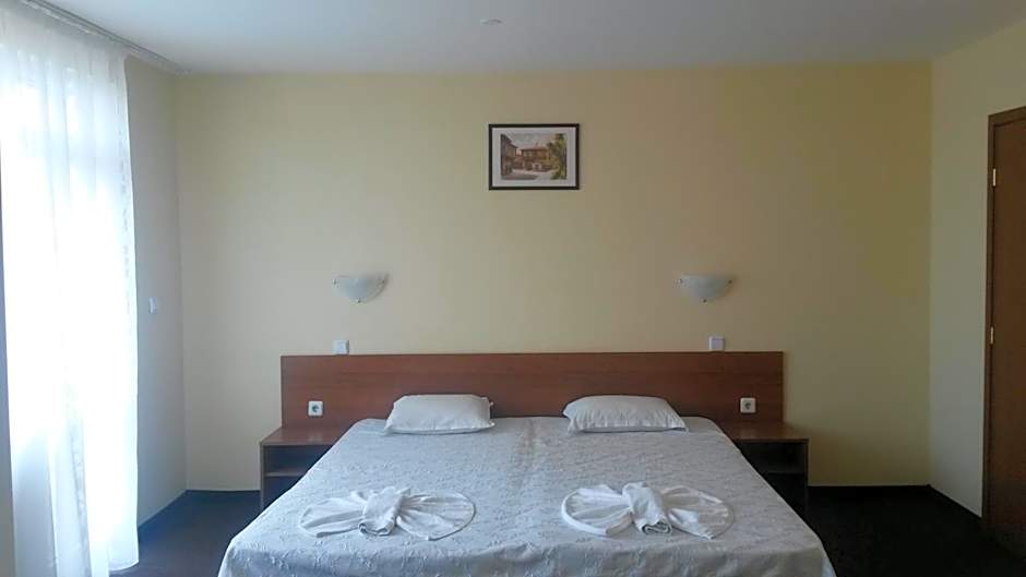 Sandor Hotel