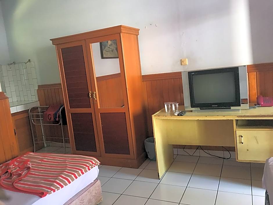 Photo 1 of 4 of Deluxe 1 Double Bed or 2 Beds
