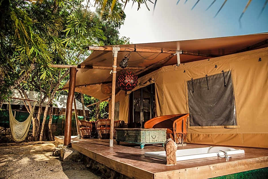 Serenity Authentic Glamping Tulum