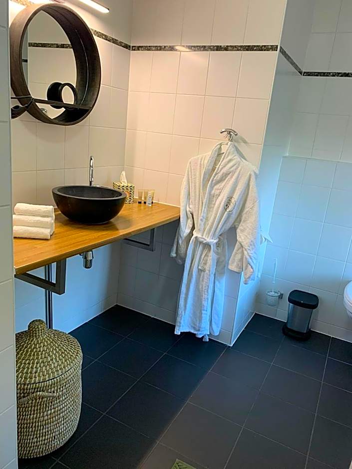 Bed and Breakfast Goes