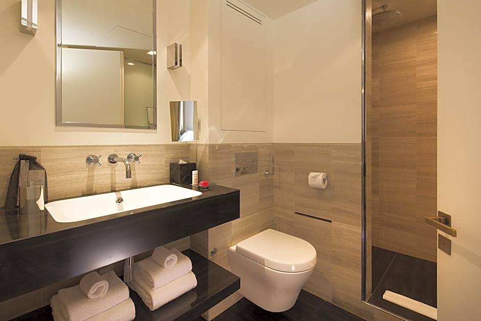 Hotel Marignan Champs-Elysees