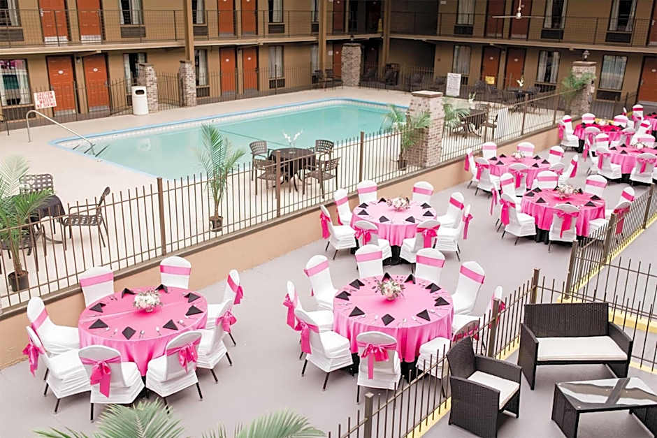 Baymont by Wyndham Knoxville I-75