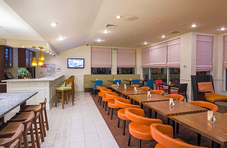 Hilton Garden Inn Queens/JFK