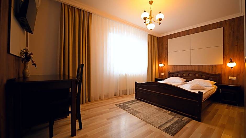 Pensiunea Sarmis Cristal