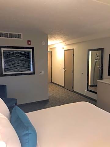 Holiday Inn - Bloomington - Normal, an IHG Hotel