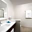 Holiday Inn Express & Suites San Antonio North - Windcrest By IHG