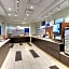 Holiday Inn Express & Suites Roanoke - Civic Center By IHG
