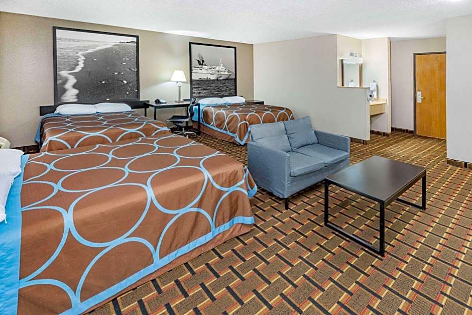 Super 8 by Wyndham League City/Kemah Area