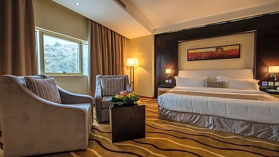 NATIONAL PARK HOTEL